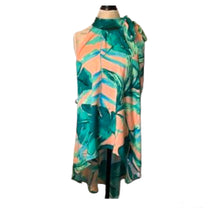 Load image into Gallery viewer, 4.21.22 TOP Sz S Sleeveless Tropical High Low

